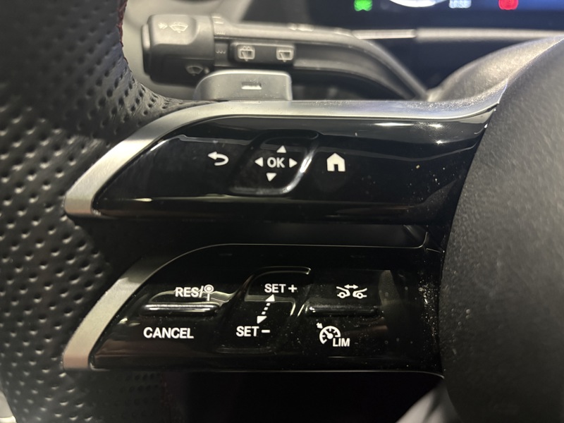 Image Mercedes-Benz GLA 250 e Hybrid EQ AMG Line  