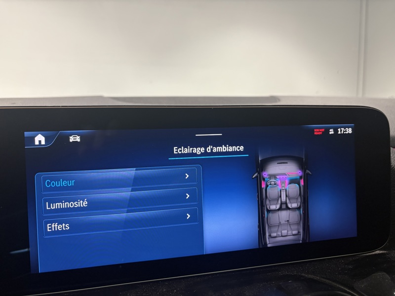 Image Mercedes-Benz GLA 250 e Hybrid EQ AMG Line  