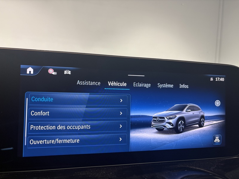 Image Mercedes-Benz GLA 250 e Hybrid EQ AMG Line  