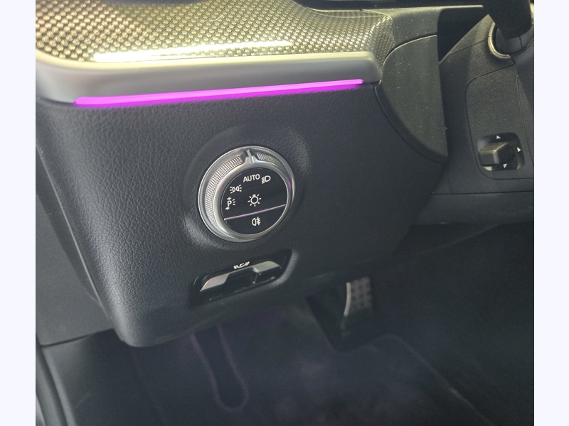 Image Mercedes-Benz CLASSE C BERLINE Classe C 220 d Berline AMG Line  