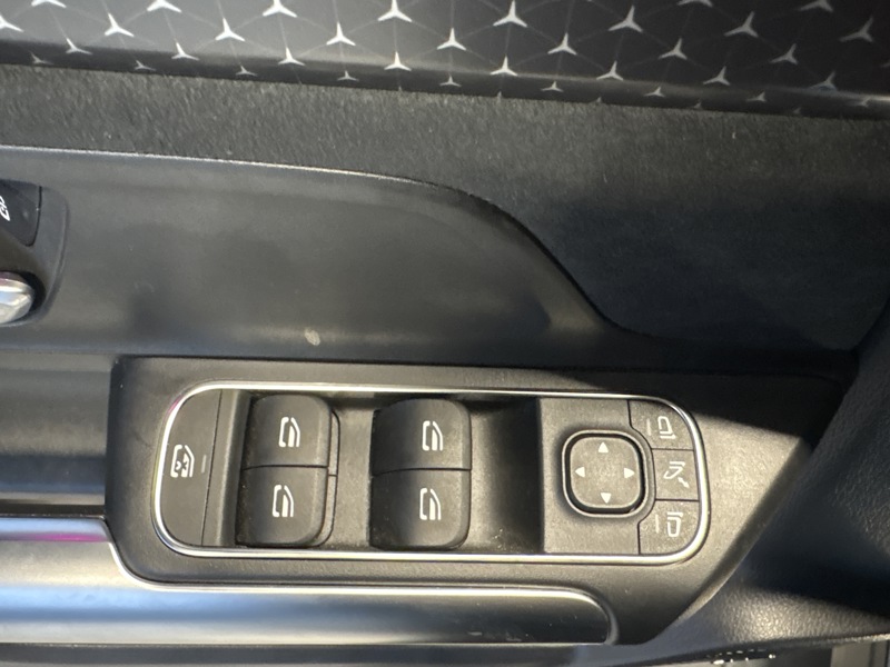 Image Mercedes-Benz EQA 250+ AMG Line  