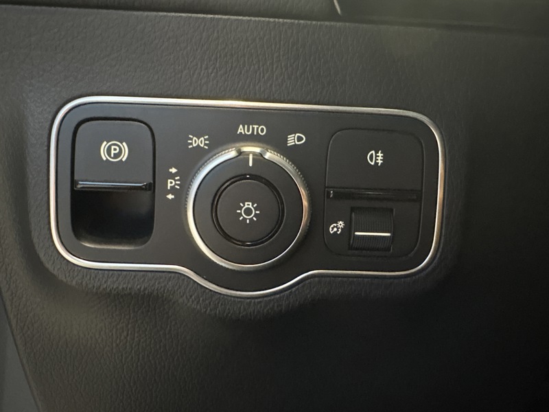 Image Mercedes-Benz EQA 250+ AMG Line  