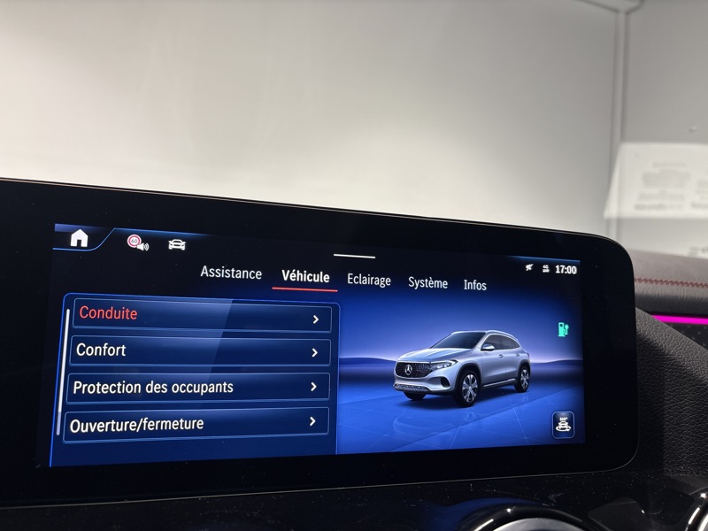 Image Mercedes-Benz EQA 250+ AMG Line  