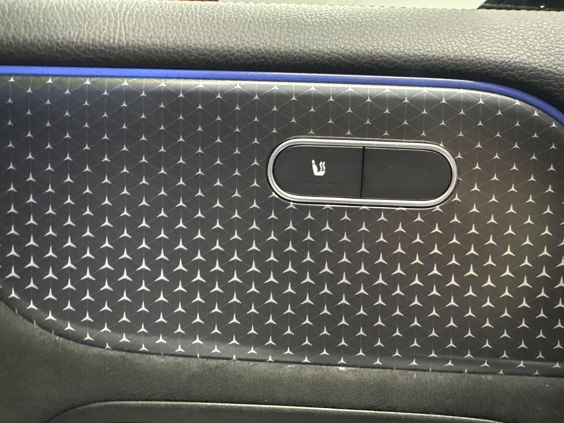 Image Mercedes-Benz EQA 250+ AMG Line  