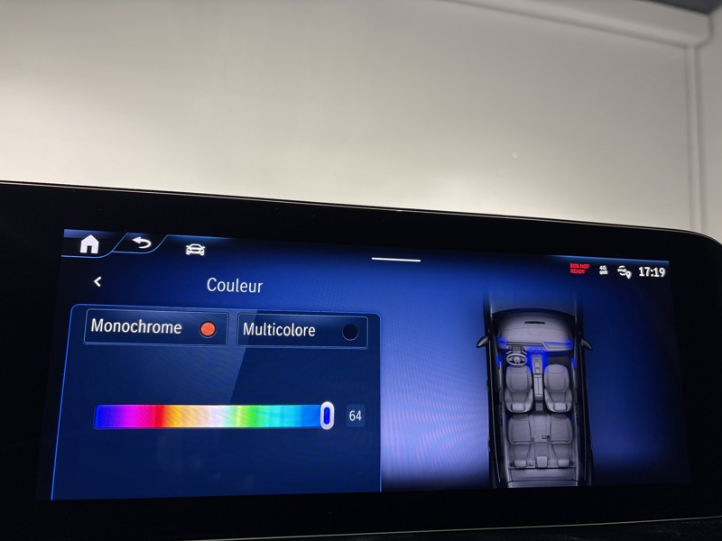 Image Mercedes-Benz EQA 250+ AMG Line  