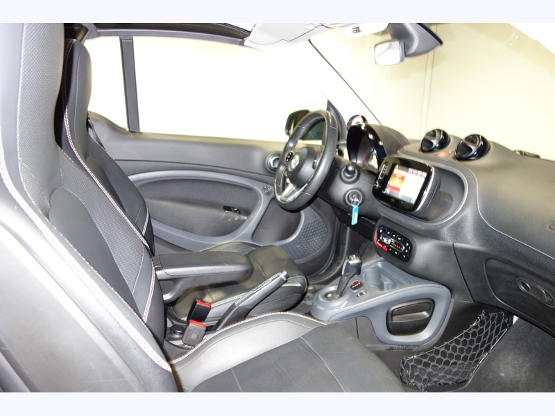 Image Smart FORTWO CABRIO electric drive / EQ Brabus style  82 ch 