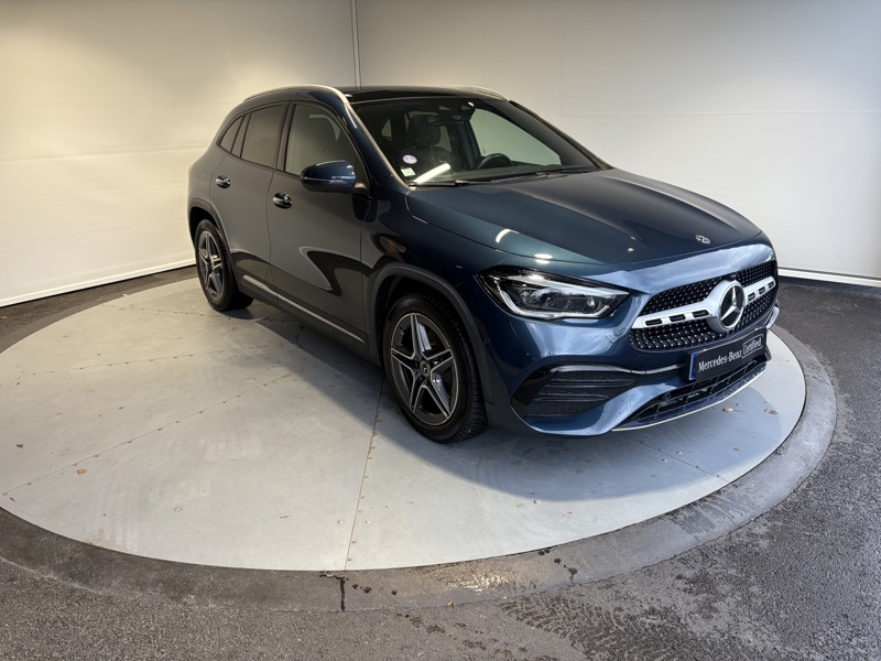 Image Mercedes-Benz GLA 200 AMG Line  