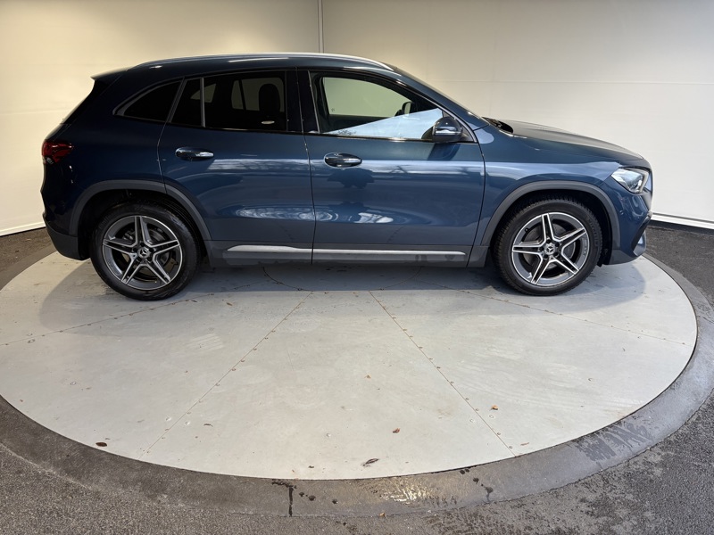 Image Mercedes-Benz GLA 200 AMG Line  