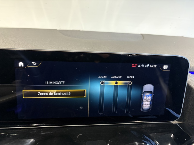 Image Mercedes-Benz GLA 200 AMG Line  