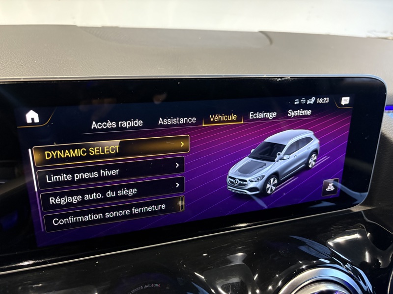 Image Mercedes-Benz GLA 200 AMG Line  