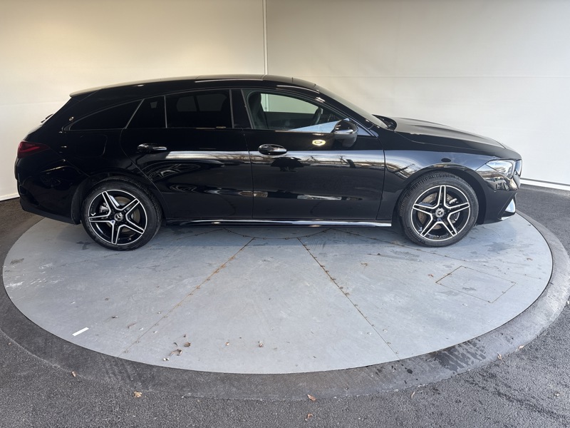 Image Mercedes-Benz CLA SHOOTING BRAKE CLA 250 e Hybrid EQ Shooting Brake AMG Line  