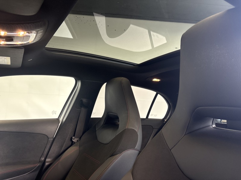 Image Mercedes-Benz CLASSE A 250 e Hybrid EQ AMG Line  