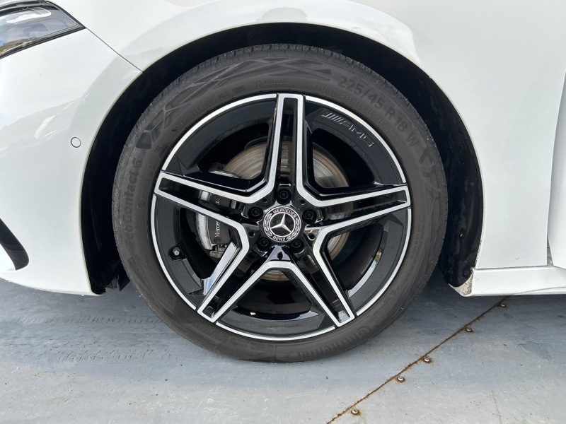 Image Mercedes-Benz CLASSE A 200 d AMG Line  