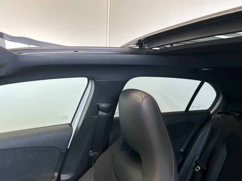 Image Mercedes-Benz CLASSE A 200 d AMG Line  