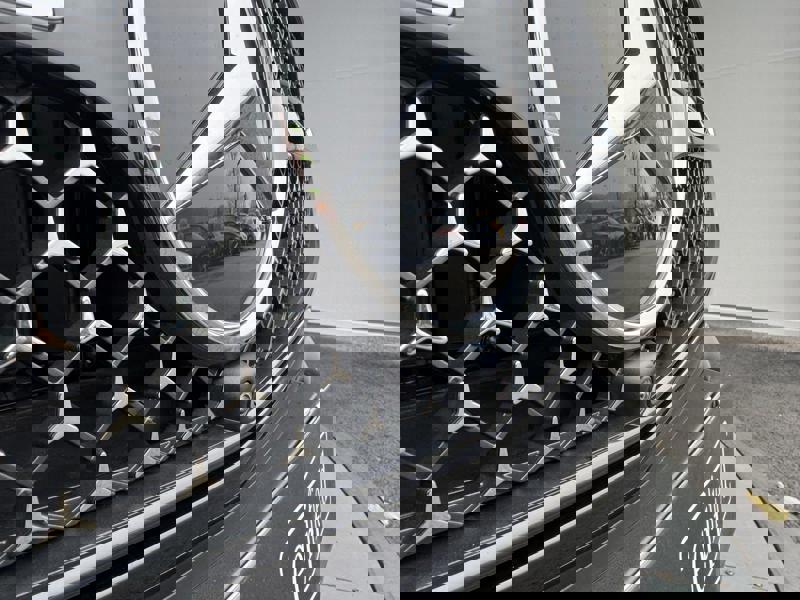 Image Mercedes-Benz GLC COUPÉ GLC 300 de Hybrid EQ 4MATIC Coupé AMG Line +  