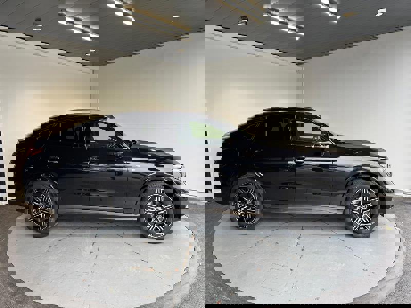 Image Mercedes-Benz GLC COUPÉ GLC 300 de Hybrid EQ 4MATIC Coupé AMG Line +  