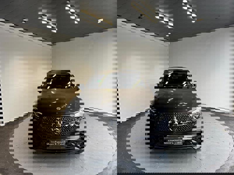 Image Mercedes-Benz GLC COUPÉ GLC 300 de Hybrid EQ 4MATIC Coupé AMG Line +  