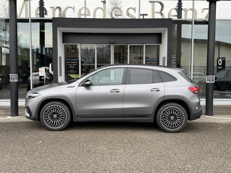 Image Mercedes-Benz EQA 350 4MATIC AMG Line  
