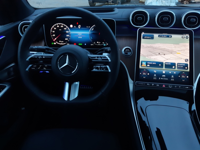 Image Mercedes-Benz GLC COUPÉ 300 e Hybrid EQ 4MATIC AMG Line  