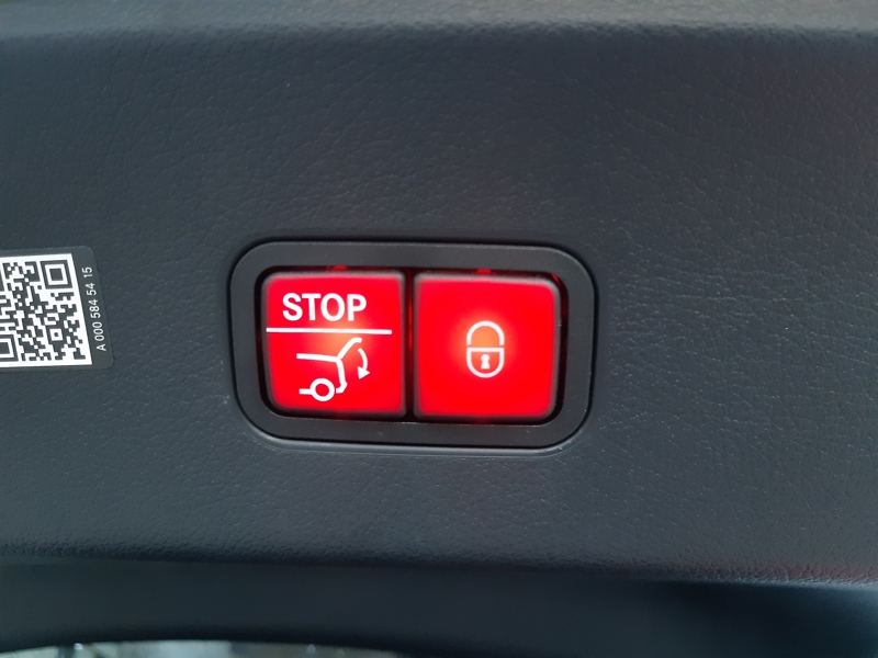 Image Mercedes-Benz GLC COUPÉ 300 e Hybrid EQ 4MATIC AMG Line  