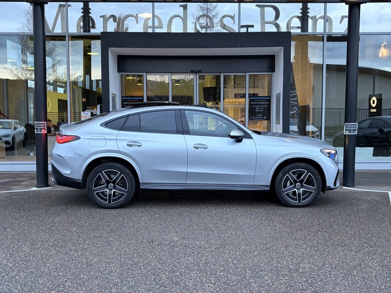 Image Mercedes-Benz GLC COUPÉ 300 e Hybrid EQ 4MATIC AMG Line  
