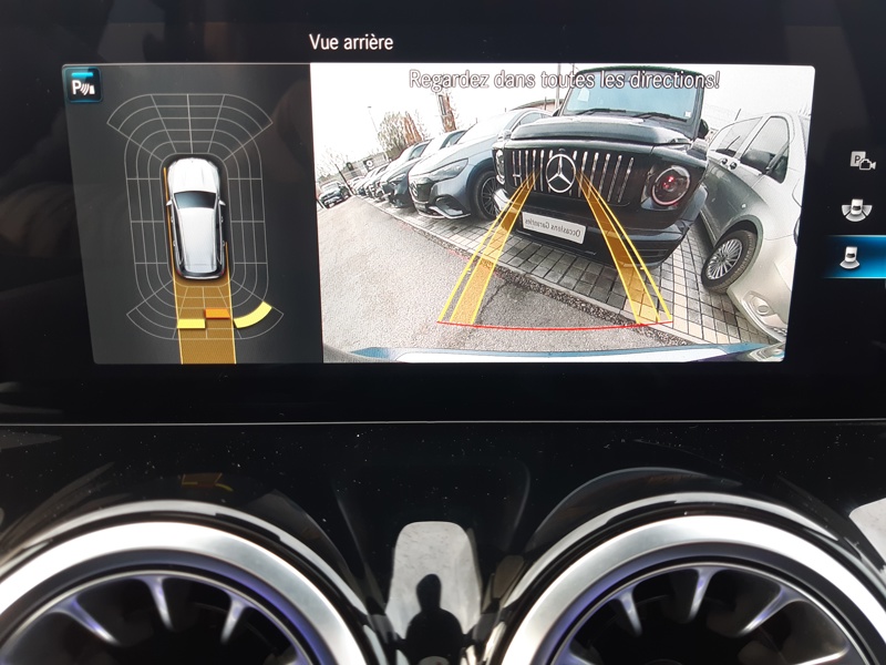 Image Mercedes-Benz GLB 200 d AMG Line  