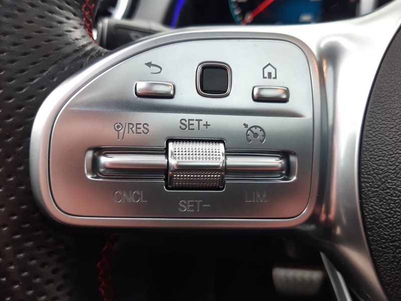 Image Mercedes-Benz GLB 200 d AMG Line  