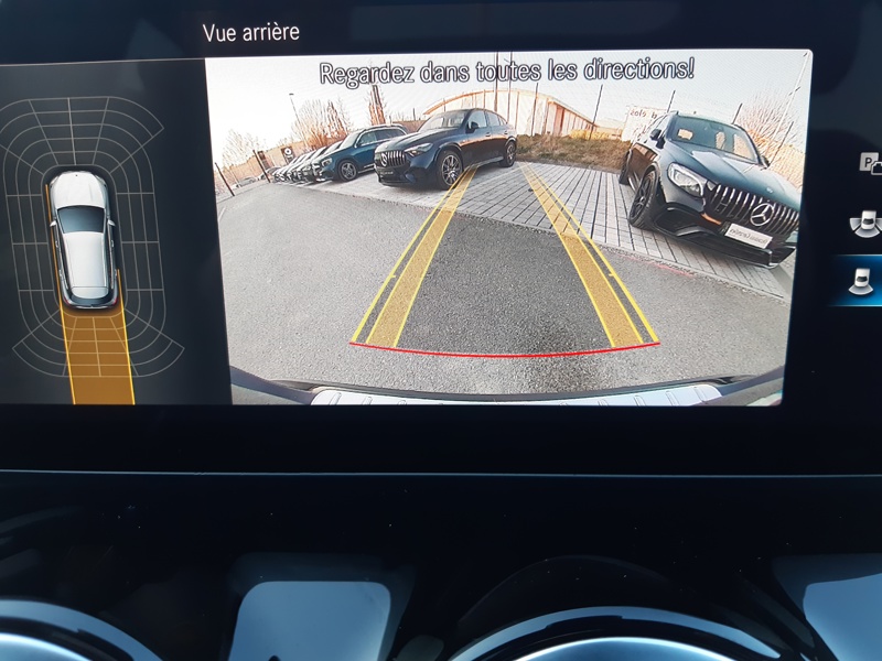 Image Mercedes-Benz GLA 220 d 4MATIC AMG Line  