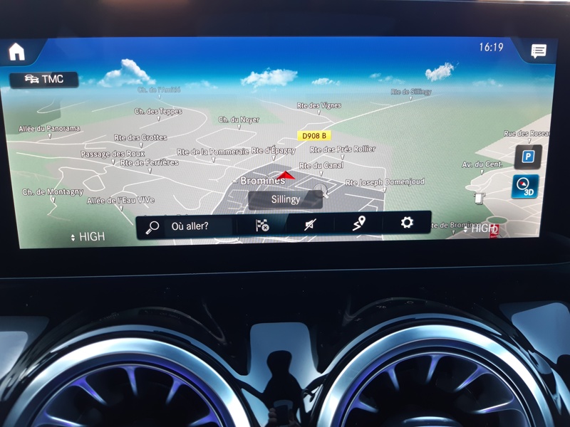 Image Mercedes-Benz GLA 220 d 4MATIC AMG Line  