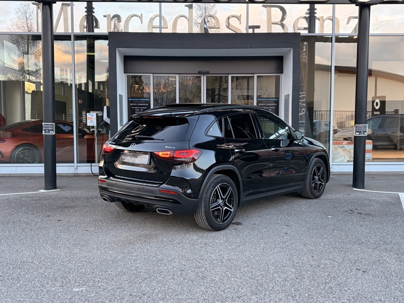 Image Mercedes-Benz GLA 220 d 4MATIC AMG Line  