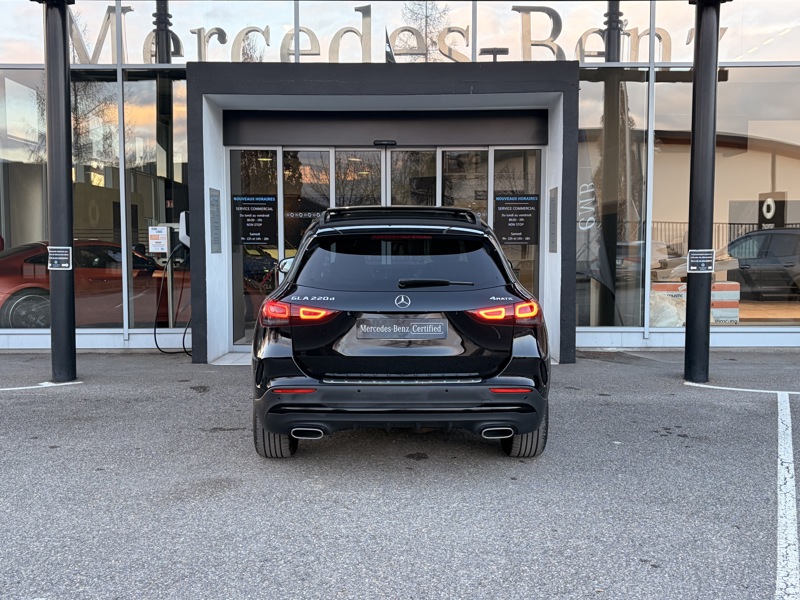 Image Mercedes-Benz GLA 220 d 4MATIC AMG Line  
