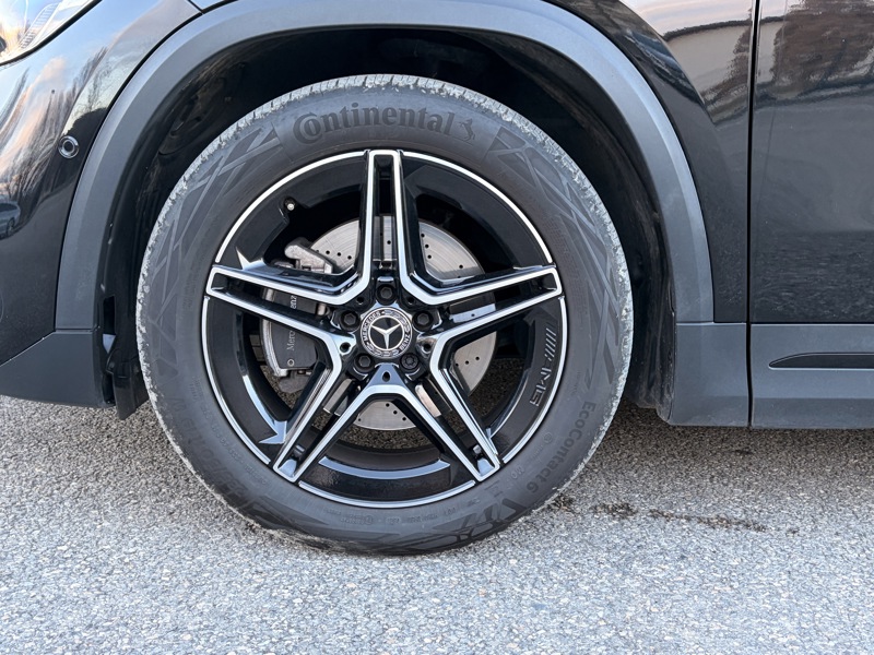 Image Mercedes-Benz GLA 220 d 4MATIC AMG Line  