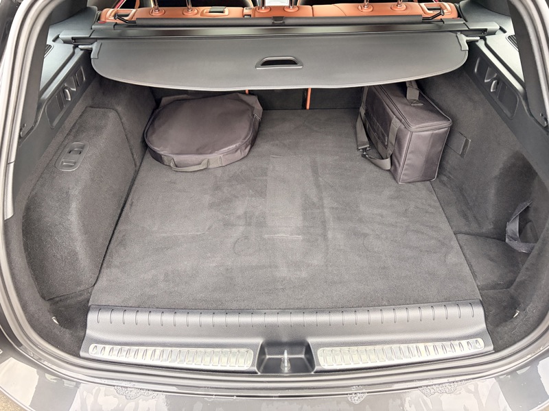 Image Mercedes-Benz CLASSE C BREAK Classe C 300 e Hybrid EQ Break AMG Line  