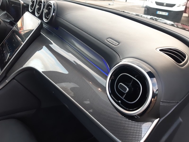 Image Mercedes-Benz GLC COUPÉ GLC 220 d 4MATIC Coupé AMG Line  