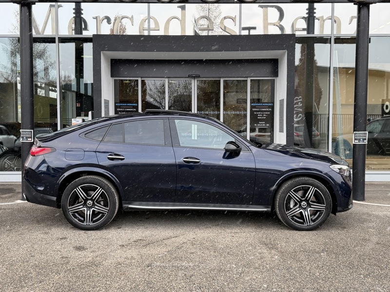 Image Mercedes-Benz GLC COUPÉ GLC 220 d 4MATIC Coupé AMG Line  