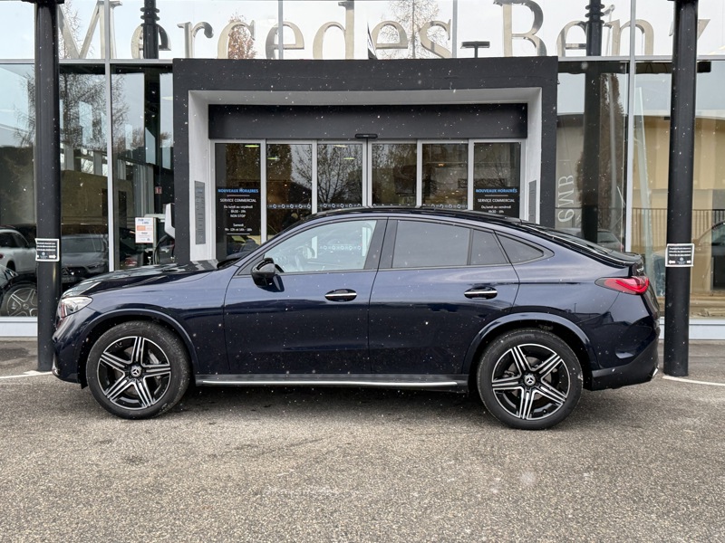 Image Mercedes-Benz GLC COUPÉ GLC 220 d 4MATIC Coupé AMG Line  