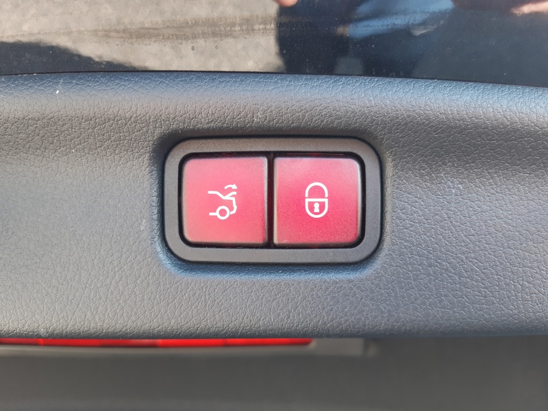 Image Mercedes-Benz CLASSE C 43 AMG 4Matic  2.0 421 ch 9G-TRONIC