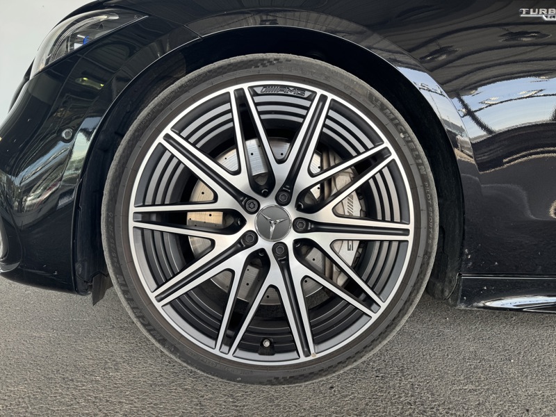 Image Mercedes-Benz CLASSE C 43 AMG 4Matic  2.0 421 ch 9G-TRONIC