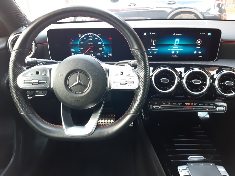 Image Mercedes-Benz CLASSE A 180 d AMG Line  