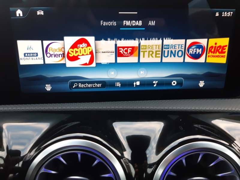 Image Mercedes-Benz CLASSE A 180 AMG Line  