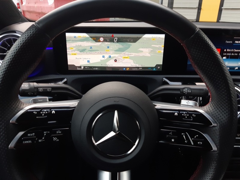 Image Mercedes-Benz CLASSE A 180 AMG Line  