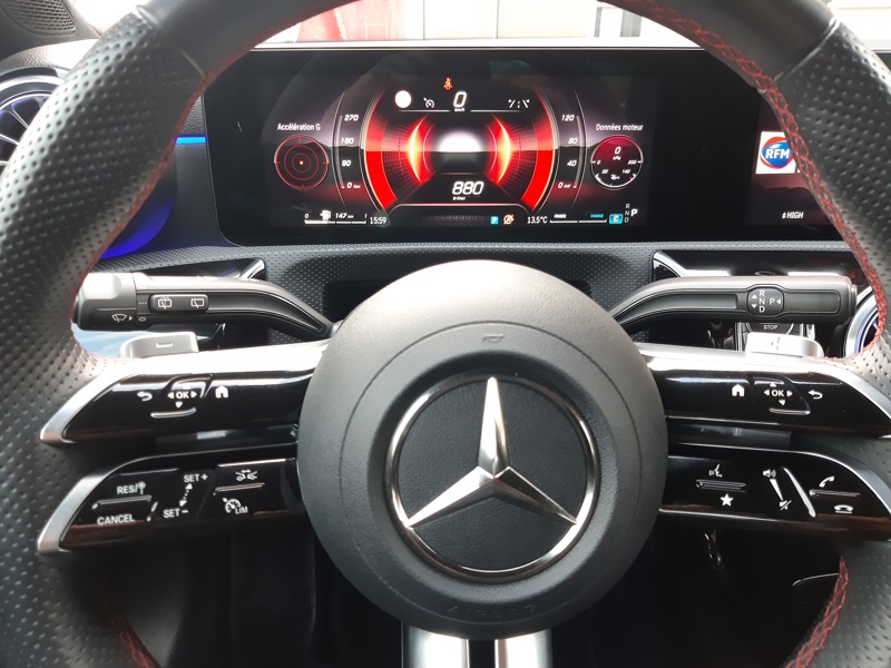 Image Mercedes-Benz CLASSE A 180 AMG Line  