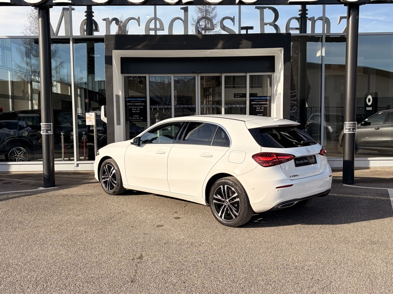 Image Mercedes-Benz CLASSE A 250 e Progressive Line  