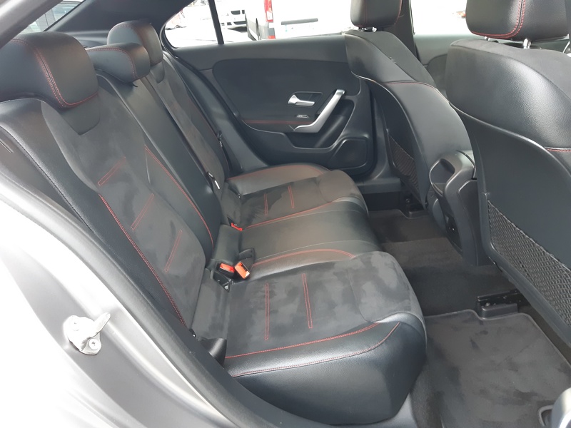 Image Mercedes-Benz CLASSE A 180 d Berline AMG Line  2.0 116 ch DCT8