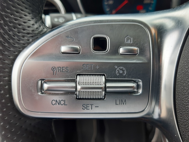 Image Mercedes-Benz GLC COUPÉ 300de 4MATIC AMG Line  