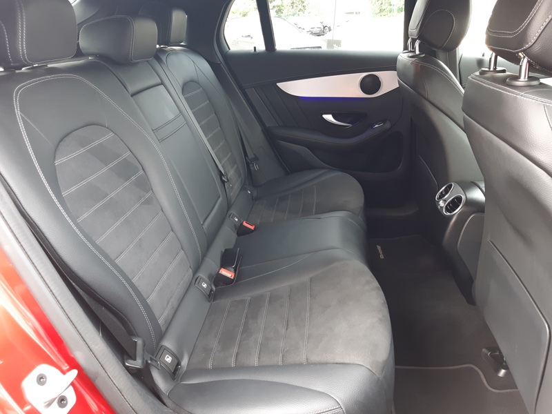 Image Mercedes-Benz GLC COUPÉ 300de 4MATIC AMG Line  