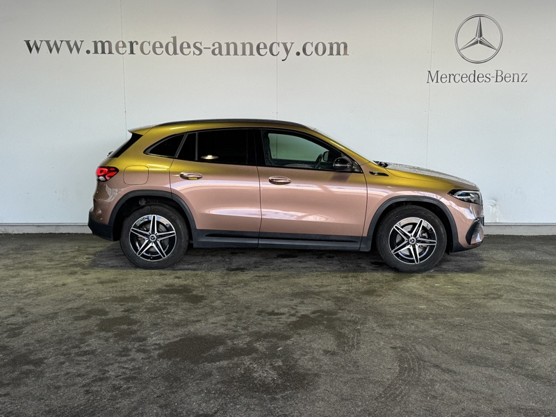 Image Mercedes-Benz EQA 350 4MATIC AMG Line  