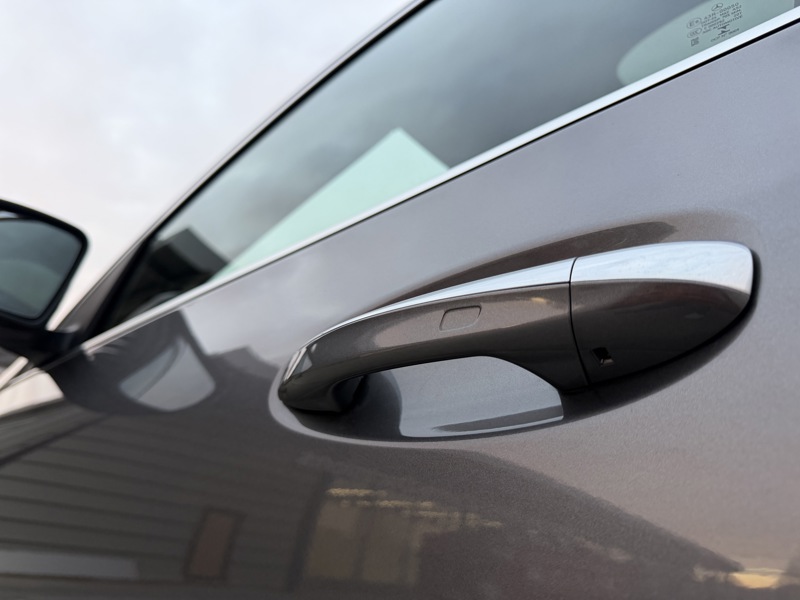 Image Mercedes-Benz GLA 250 e Business Line  