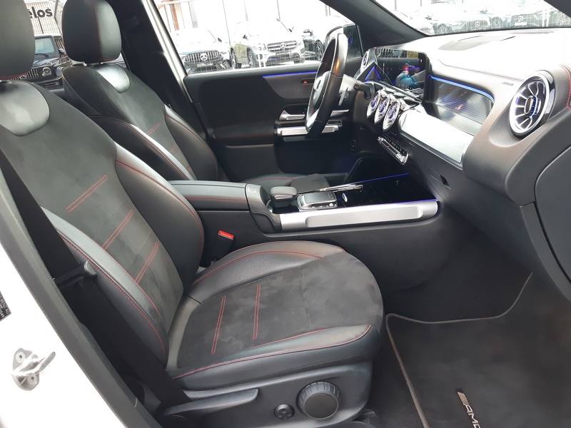 Image Mercedes-Benz EQB 350 4MATIC AMG Line  