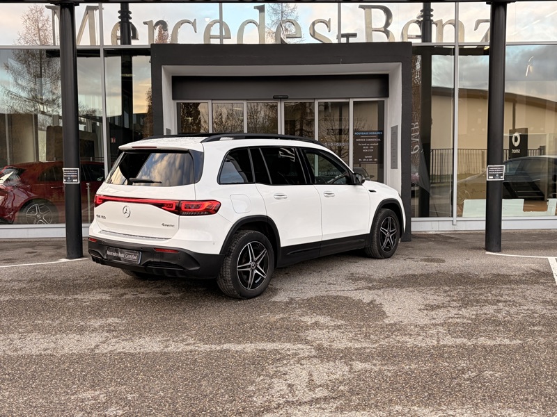 Image Mercedes-Benz EQB 350 4MATIC AMG Line  